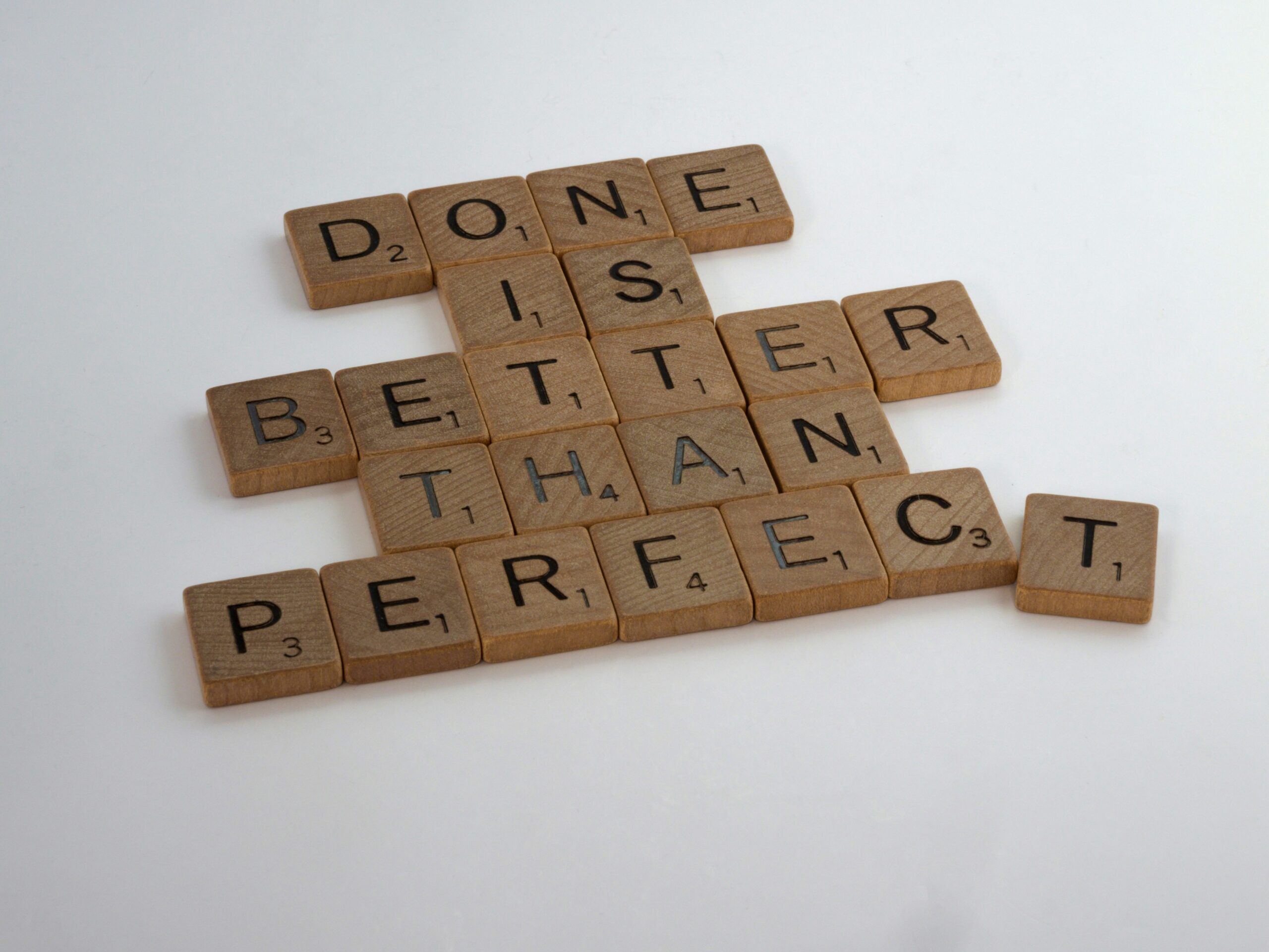 Le perfectionnisme : l’art d’en faire assez sans s’épuiser